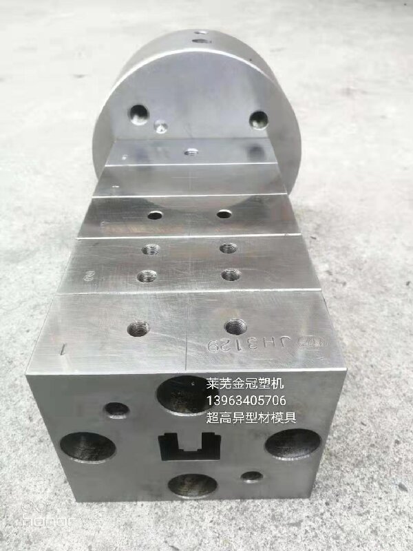 ���Ͳ�ģ��1